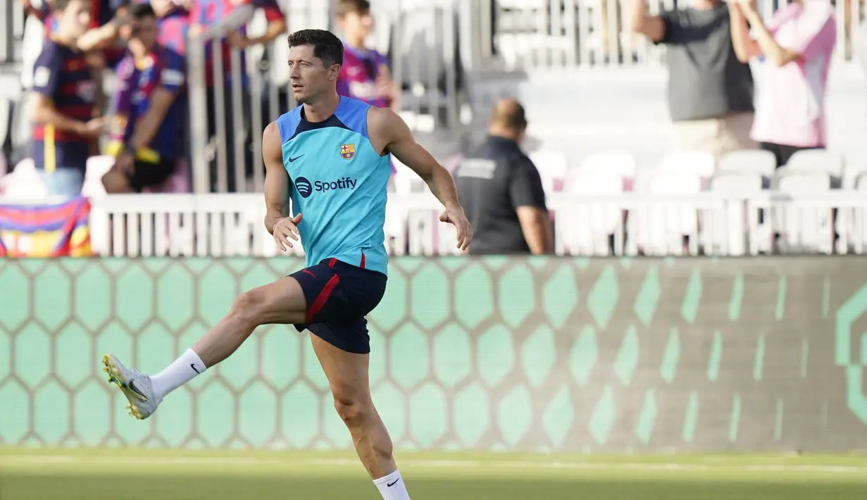 Barcelona juga menyediakan klausul penjualan sebesar 500 juta Euro di dalam kontraknya. (AP/Wilfredo Lee)
