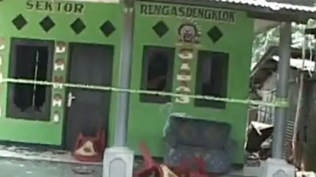 Bentrok Ormas di Karawang, Mobil dan Motor Dibakar