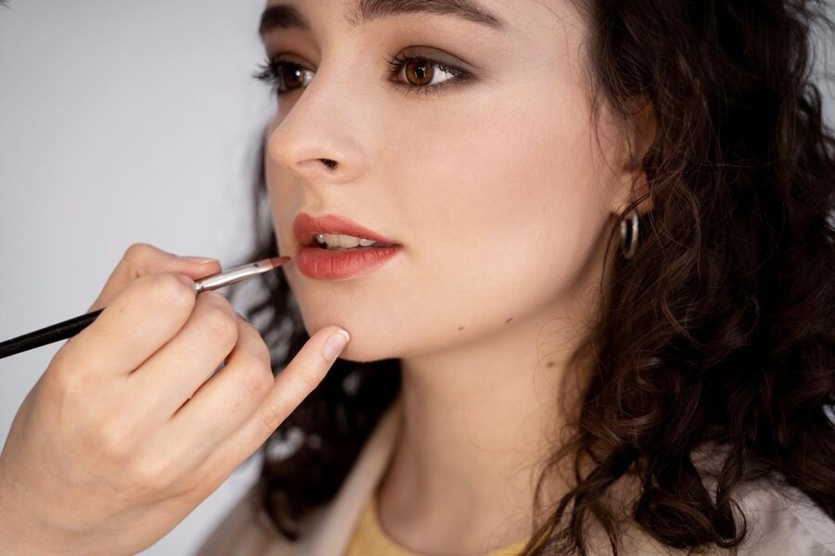 Lip Liner