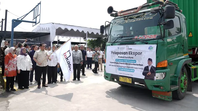 Mendag Budi Lepas Ekspor Produk Furnitur Senilai USD70.000 ke AS dan Prancis