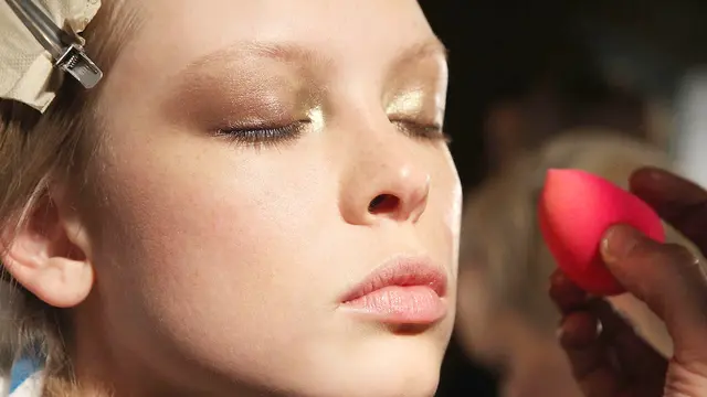 [Bintang] Waspada, Ini 5 Bahan Berbahaya yang Terkandung dalam Kosmetik Ilegal