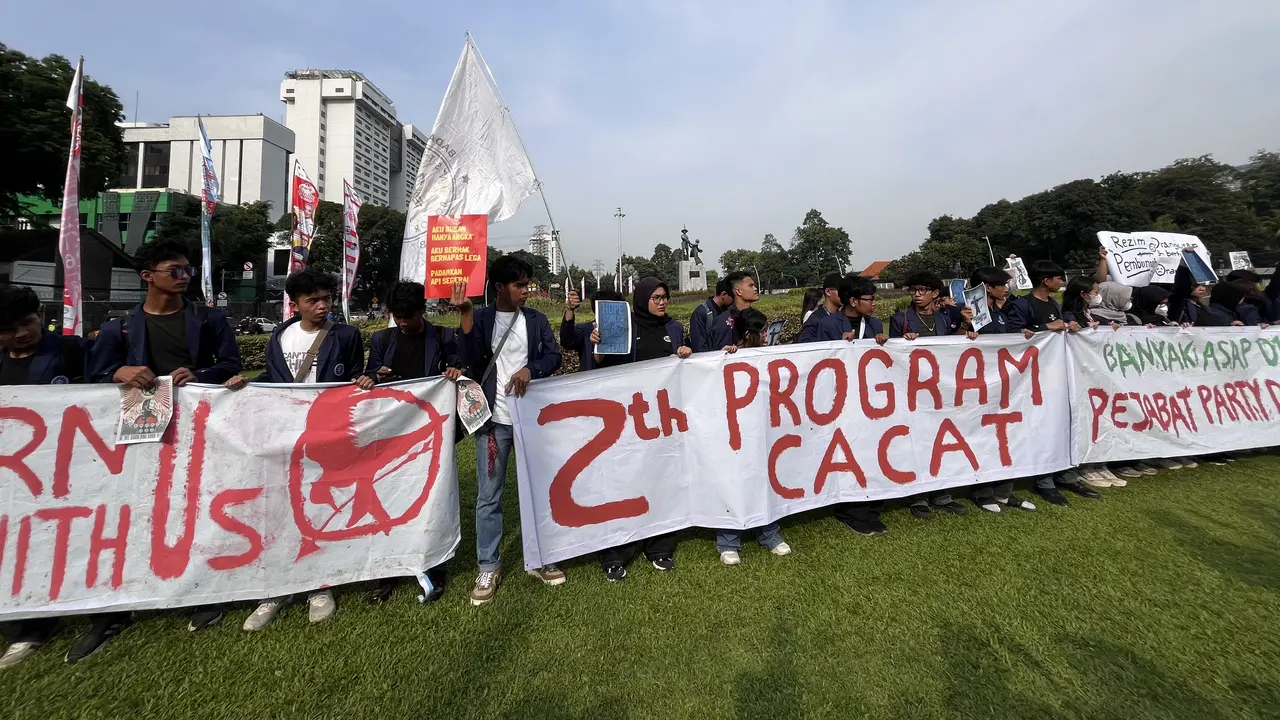 BEM UI Bawa 5 Tuntutan dalam Aksi di Tugu Tani, dari Karhutla hingga Biaya Pendidikan