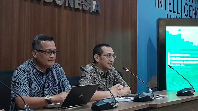 Kepala Pusat Pembiayaan Kementerian Kesehatan RI, Ahmad Irsan A. Moeis  dan Kepala Humas BPJS Kesehatan Rizzky Nugraha Bahas soal KRIS.