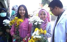 Ijazah profesi ditahan, dokter-dokter muda di Makassar gelar aksi