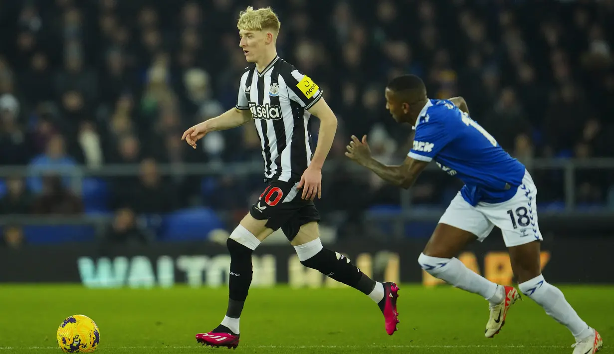 Sementara itu, kekalahan ini membuat Newcastle tertahan di peringkat tujuh klasemen dengan poin 26. (AP Photo/Jon Super)