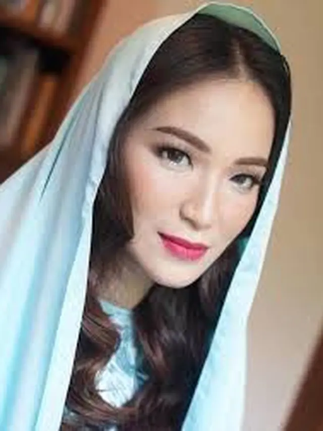 Potret seorang Nuramalina, sumber: @nuramalinalina
