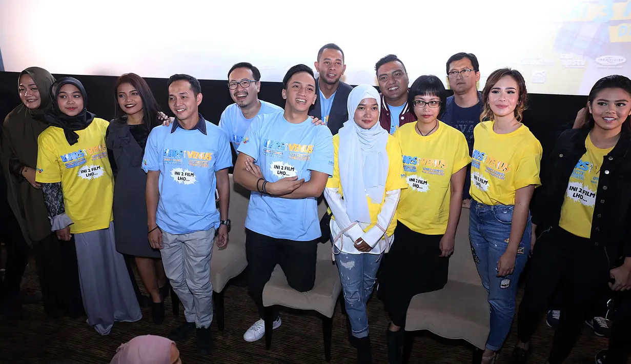 "Yah aibnya dalam arti positif supaya kita. jadi kalau orang bangun Chemistry itu kan saling membangun kepercayaan. Paling yah untuk sekadar itu aja sih," timpal Pamela Bowie. (Nurwahyunan/Bintang.com)