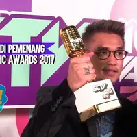 Afgan Syahreza jadi pemenang Penyanyi Solo Pria Paling Ngetop di SCTV Music Awards 2017.