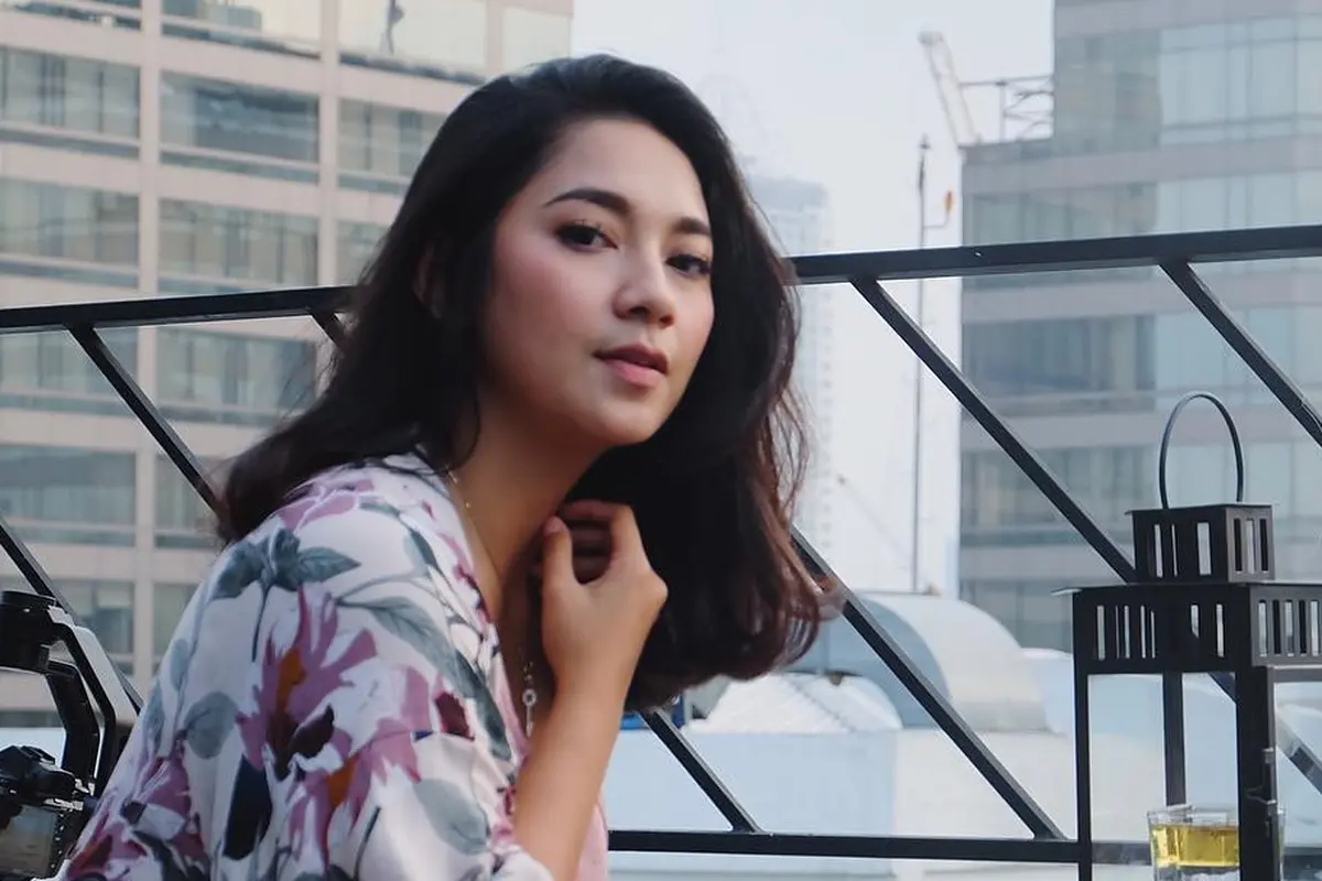 [Bintang] Dinda Kirana