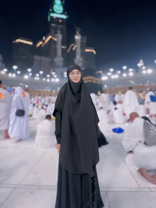 Model Gamis Mulan Jameela yang Cocok untuk Pengajian