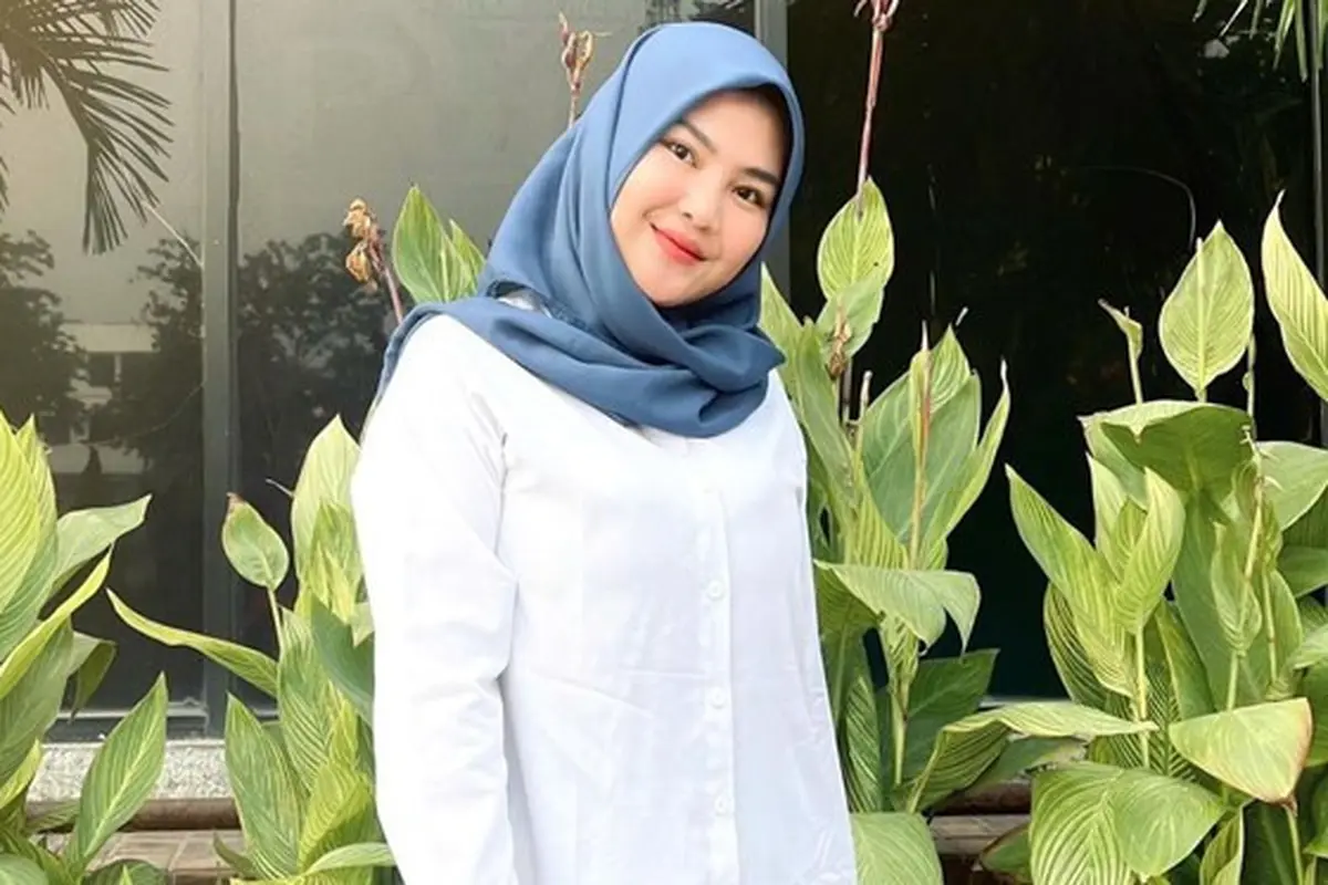 7 Potret Terbaru Rosa Meldianti Keponakan Dewi Perssik, Disebut Pancarkan Aura Positif