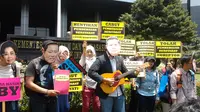 Demo tolak pembebasan koruptor di Kemenkumham (Liputan6.com/ Ahmad Romadoni) 