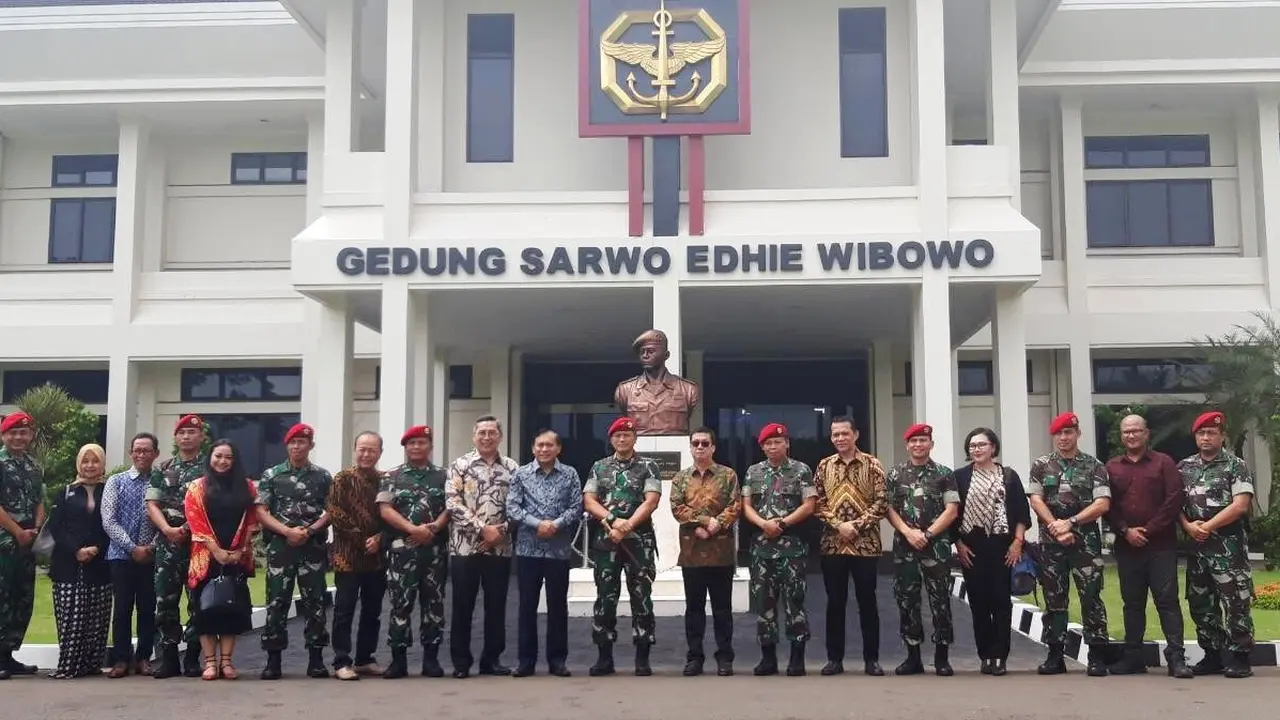 PT Surya Citra Media (SCM) bersilaturahmi ke Markas Kopassus di Cijantung