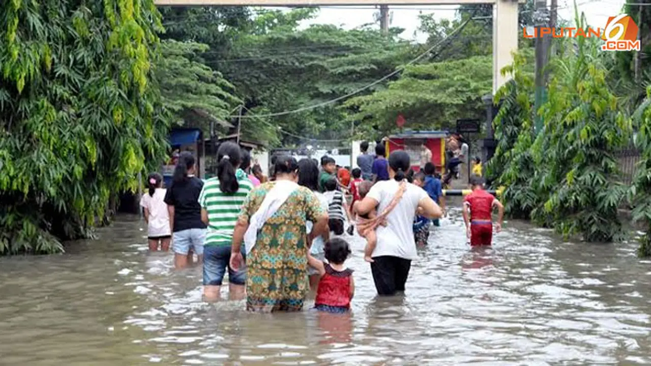 foto-banjir-bekasi-4-140120a.jpg