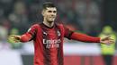 Striker AC Milan, Christian Pulisic merayakan kemenangan 1-0 atas Sassuolo setelah berakhirnya laga pekan ke-18 Serie A Liga Italia 2023/2024 di San Siro Stadium, Milan, Sabtu (30/12/2023) malam waktu setempat. (AP Photo/Antonio Calanni)