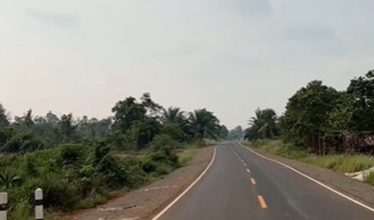 Desa ini bernama Temajuk, terletak di Kabupaten Sambas, Kalimantan Barat.