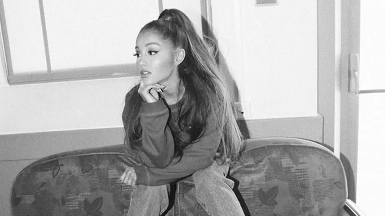[Bintang] Ariana Grande