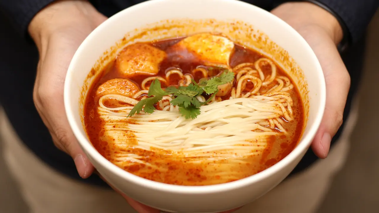 mie tom yam