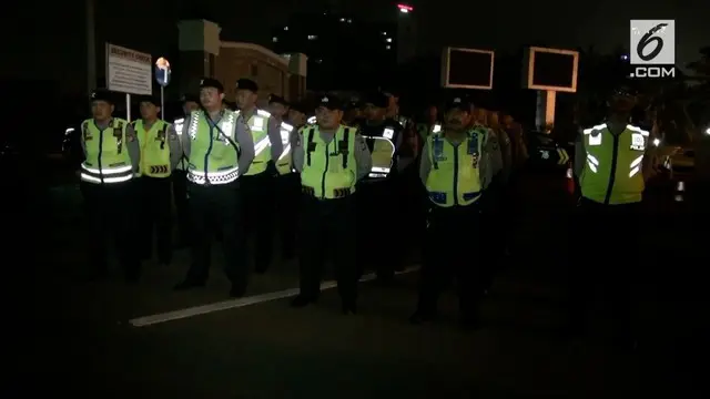 VIDEO: 1.600 Petugas Keamanan dan Kendaraan Taktis Disiagakan Jelang Aksi 299