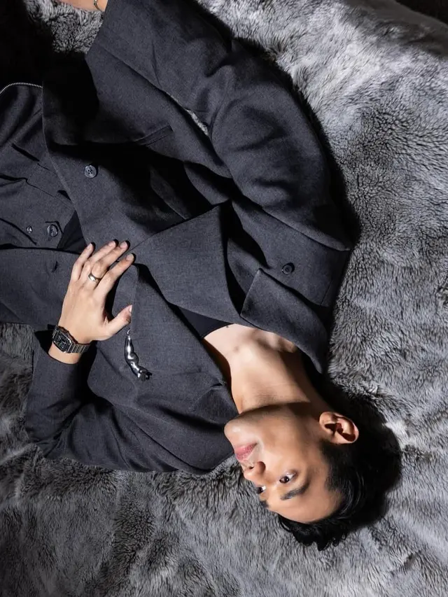 Pilihan Afgan Saat Pakai Jas