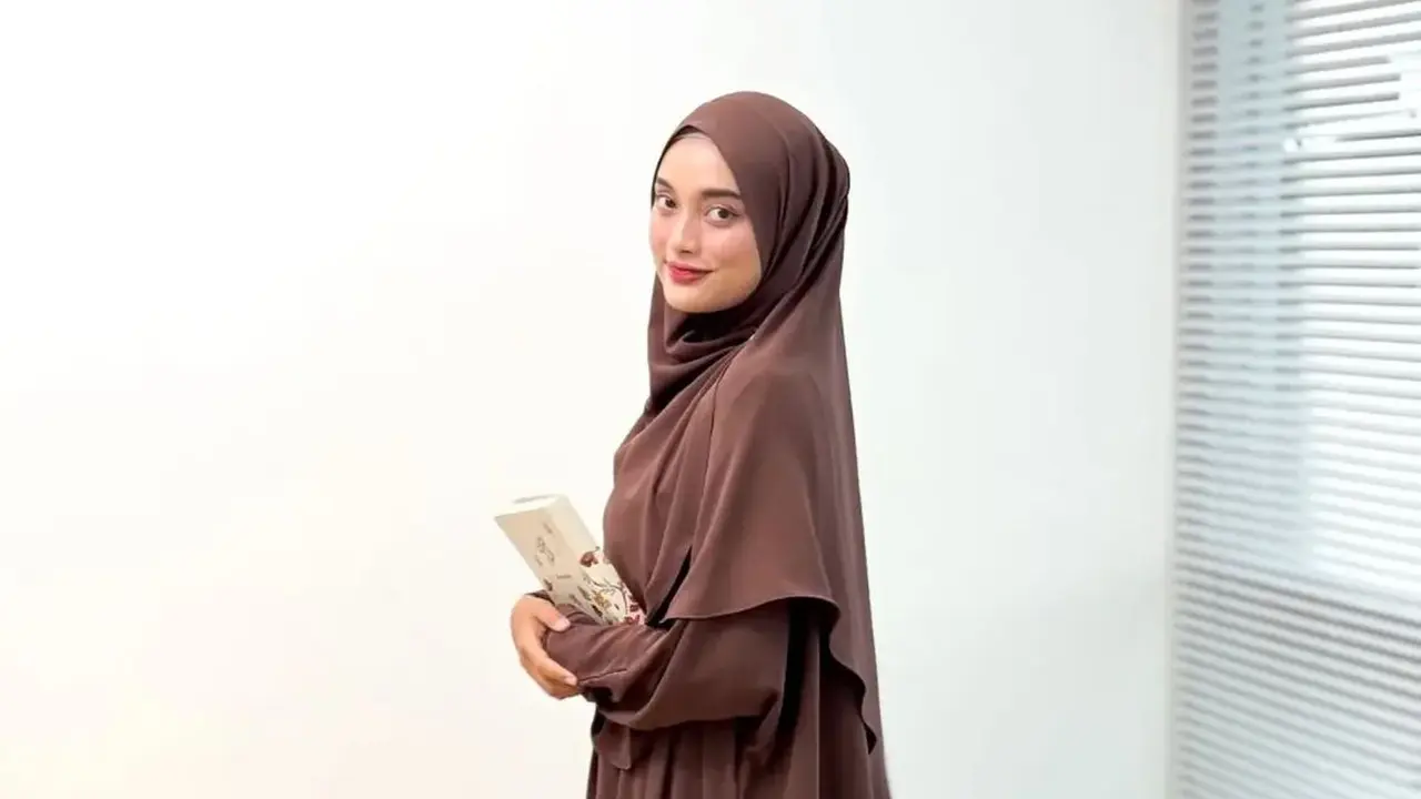 6 Merek Hijab Instan Lokal, Harganya Terjangkau dan Nyaman Dipakai