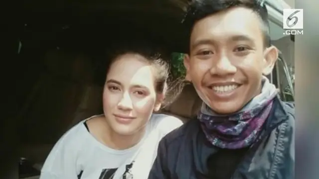 VIDEO: Pevita Pearce Buat Driver Ojek Online Ini Berbunga-bunga