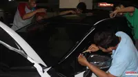 Ini Alasan Stiker Wrap Bodi Mobil Tidak Boleh Dipoles