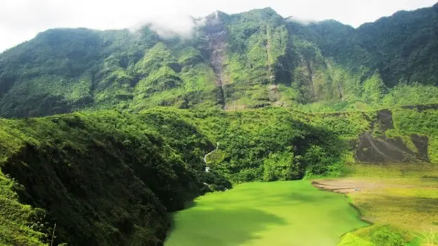 Kawah Gunung Galunggung