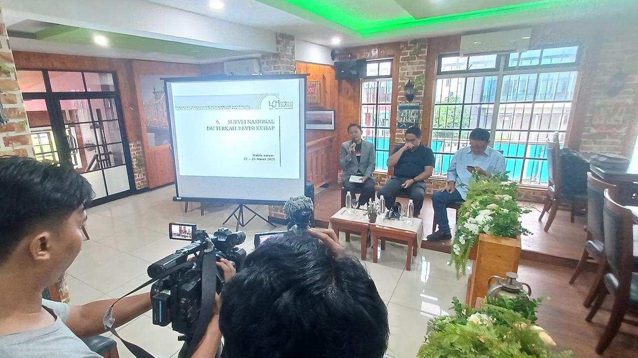 Survei LSI: Mayoritas Publik Dukung Peningkatan Transparansi dan Akuntabilitas Penanganan Kasus Pidana Masuk RUU KUHAP