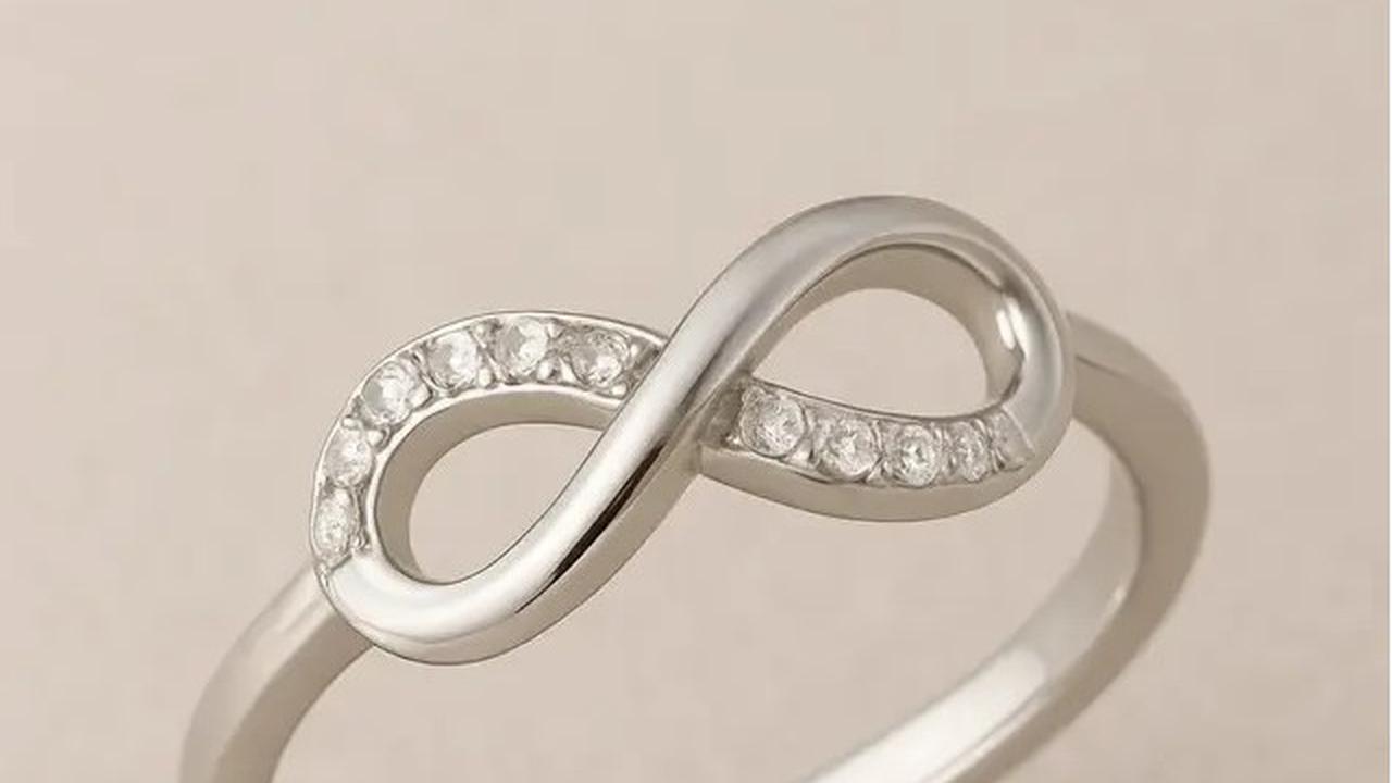 cincin emas putih