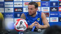 Marc Klok, gelandang dan kapten tim Persib Bandung. (Dok. ileague.id)