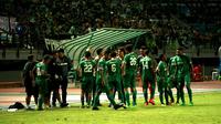 Penggawa Persebaya saat pertandingan melawan Perseru di penyisihan Grup C Piala Presiden, Selasa (23/1/2018). (Bola.com/Aditya Wany)