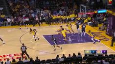 Denver Nuggets berhasil mengalahkan Los Angeles Lakers dengan skor 113-107.