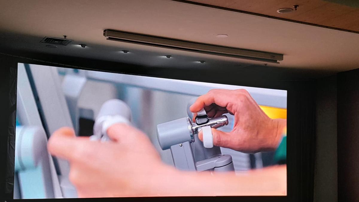 7 Kelebihan Operasi Bariatrik dengan Teknologi Bedah Robotik da Vinci Xi