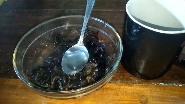 Jamur Kuping Setelah Direndam Air Panas