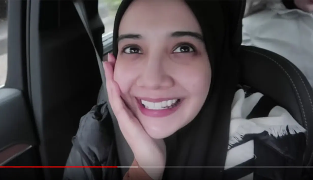 Zaskia Sungkar dan Irwansyah