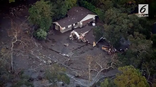 Longsor dipicu hujan deras menghancurkan sebagian rumah di Montecito, California.