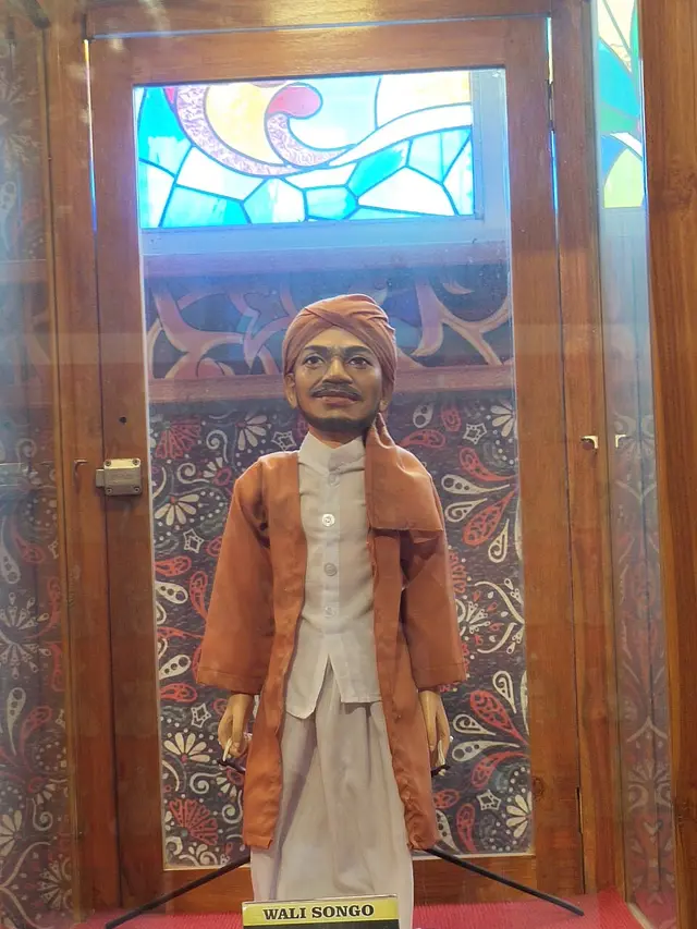Miniatur Sunan Gresik. (Wikimedia Commons)