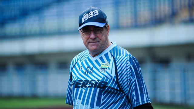 Pelatih Persib Bandung Robert Alberts