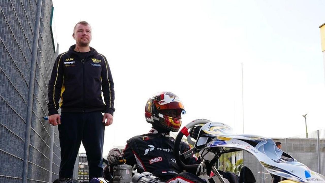 Qarrar Firhand Gemilang di Seri Pembuka WSK Super Master Series 2026, Raih Pole Position Grup