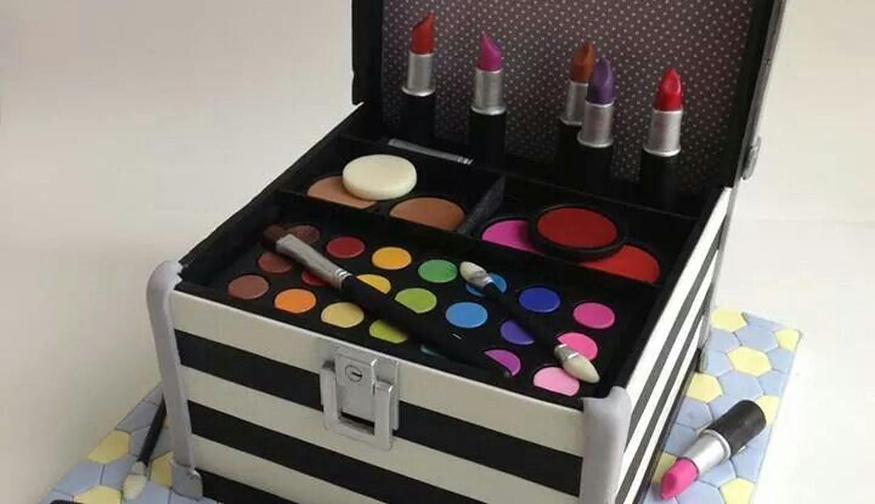 Saat Cake Dan Make Up Berpadu Menjadi Satu Fimela Fimelacom