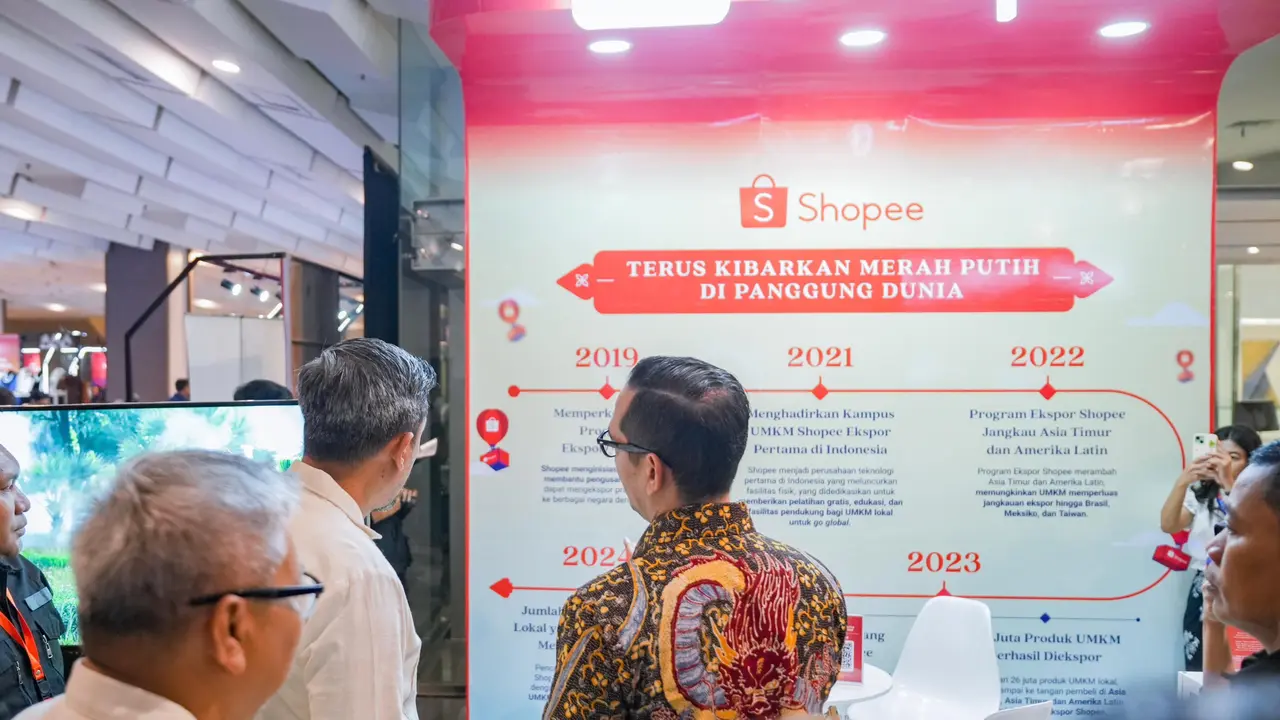 Menteri Usaha Mikro, Kecil dan Menengah (UMKM) Maman Abdurrahman menghadiri Festival Jalin Lokal 2024 di auditorium The Kasablanka Hall, Jakarta Selatan, Kamis (5/12/2024) (Istimewa)