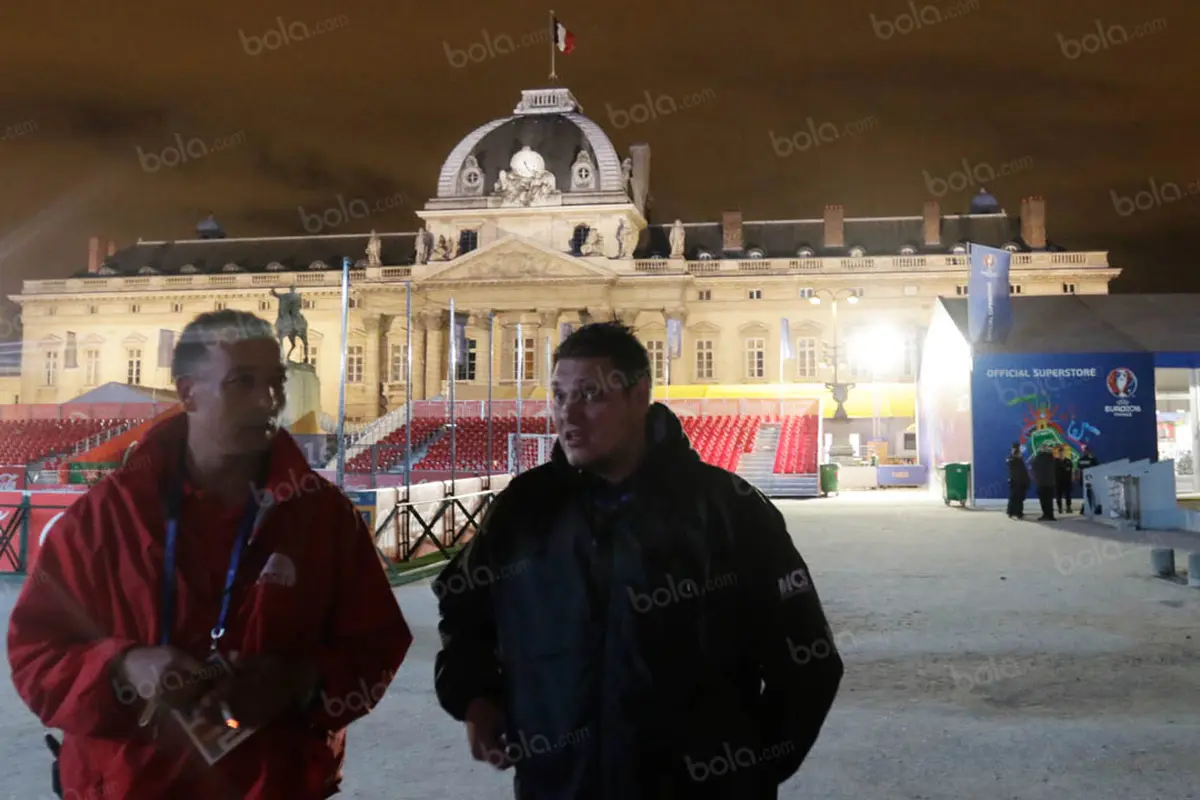 Ancaman bom di Paris