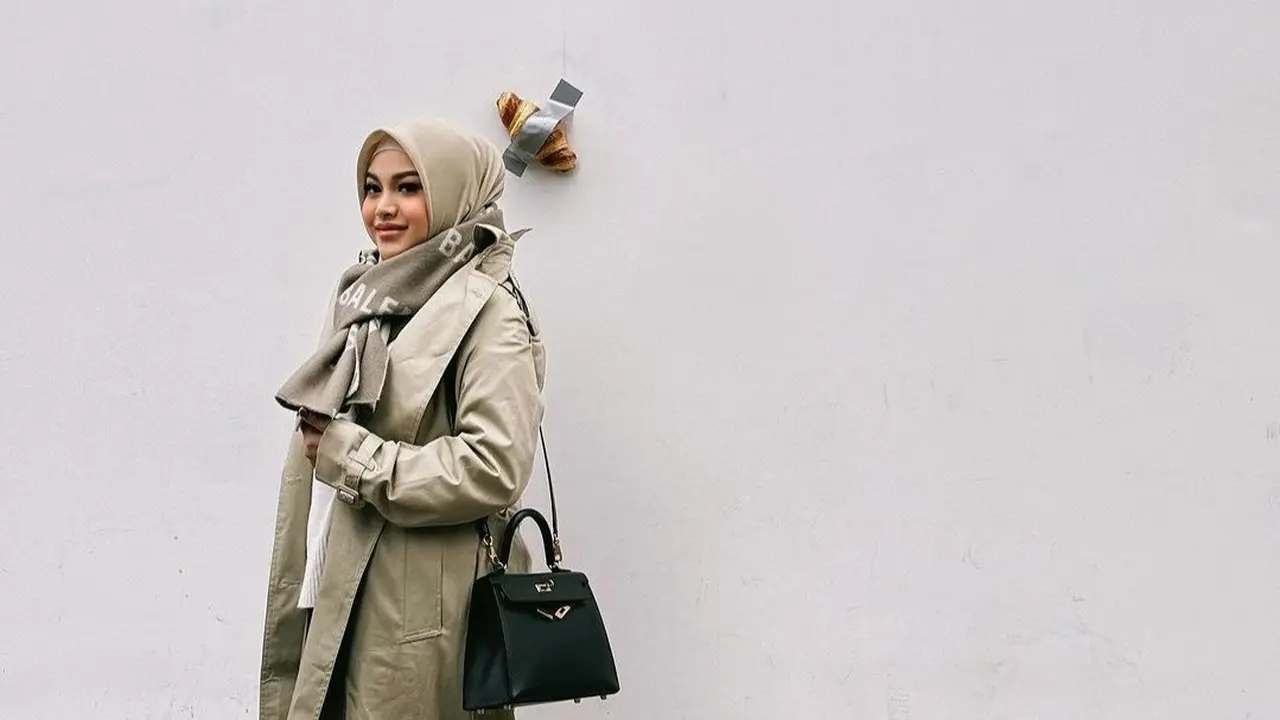 Outfit Aurel Hermansyah saat di Korea Selatan