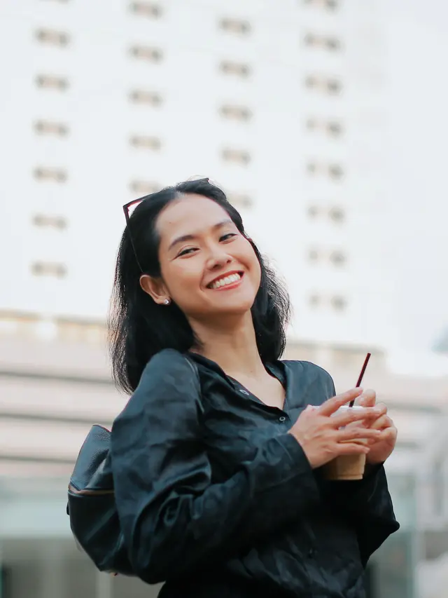 wanita januari cerdas cara bicara