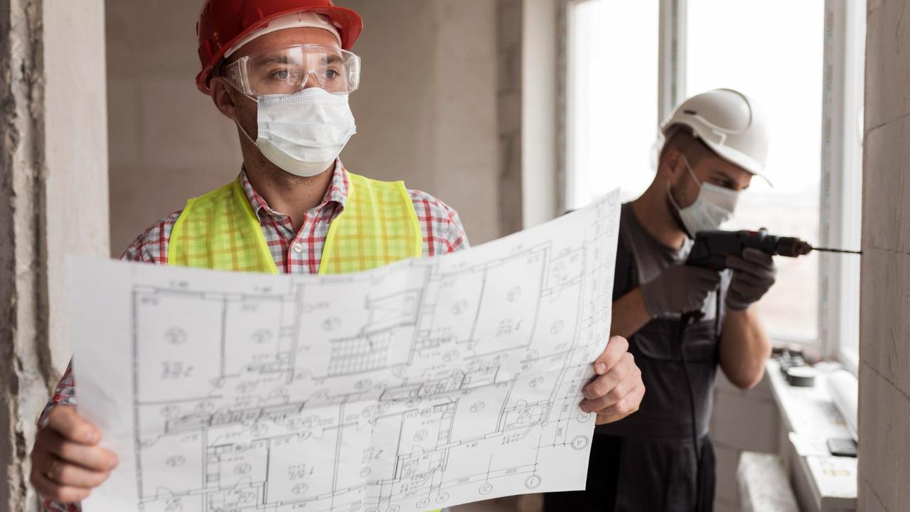 Kontraktor Adalah Penyedia Jasa Konstruksi, Ketahui Tugas dan Jenis-Jenisnya