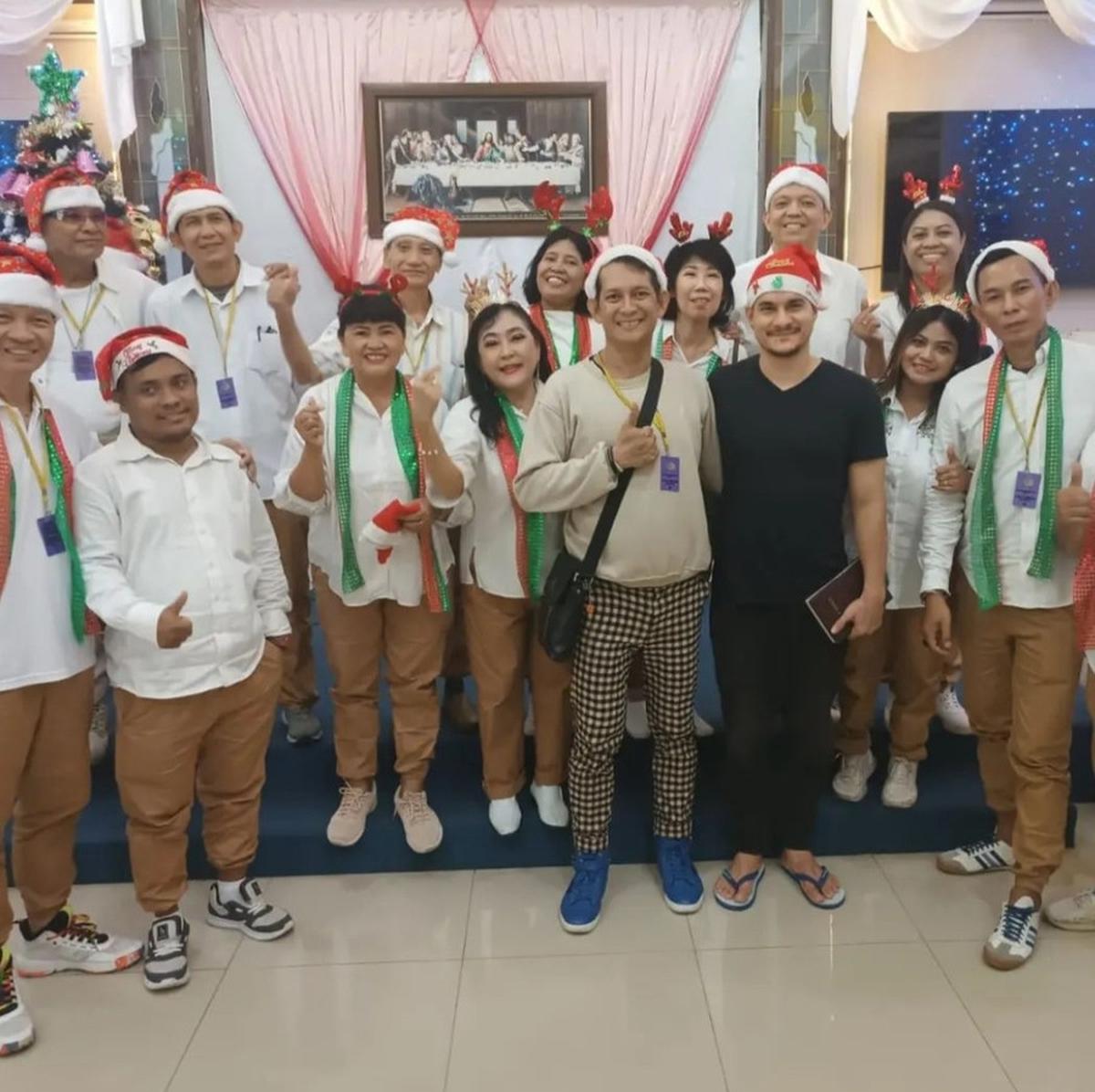 Lebih Religius