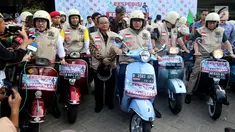Ketua MPR Zulkifli Hasan, Menteri ESDM Ignasius Jonan, Wakil Ketua MPR Muhaimin Iskandar dan Ketua Pemuda Muhammadiyah Dahnil Anzar Simanjuntak saat Milad 86 Tahun Pemuda Muhammadiyah, Jakarta, Sabtu (5/5). (Liputan6.com/Johan Tallo)
