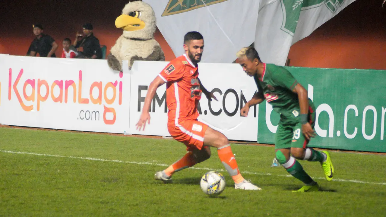 Borneo FC vs PSS Sleman