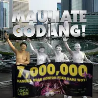 Pemeran utama 'Agak Laen' jadi manusia silver (Instagram/pilem.agak.laen)